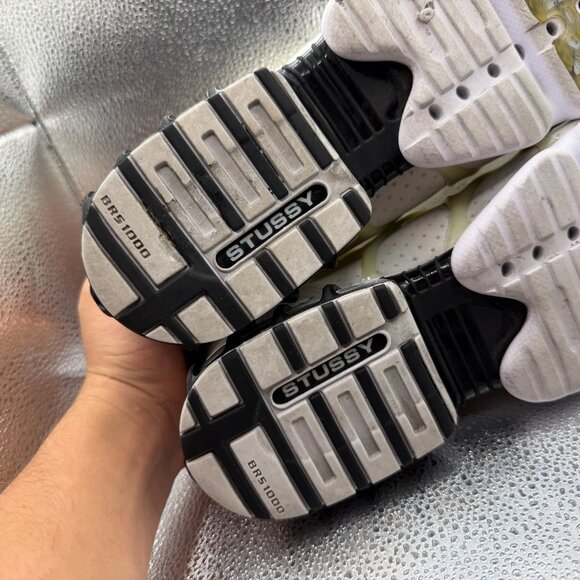Size 9.5 Nike Air Zoom Spiridon Kukini x Stussy White Black Sneakers CJ9918-100 - Picture 12 of 14